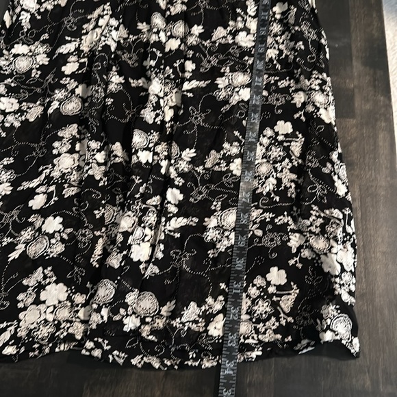 Angie Floral Lace Up Front Sheer Boho Witchy Top High Slit Sides Size Large - Picture 7 of 7